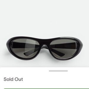 Bottega Veneta Curve Sporty Cat Eye Injected Acetate Sunglasses